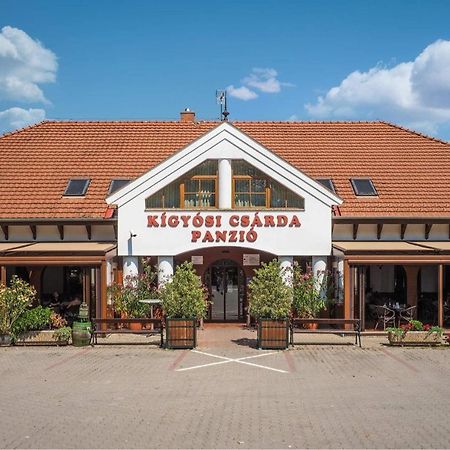 Kígyósi Csárda&Panzió Acomodação com café da manhã Fulopszallas Exterior foto