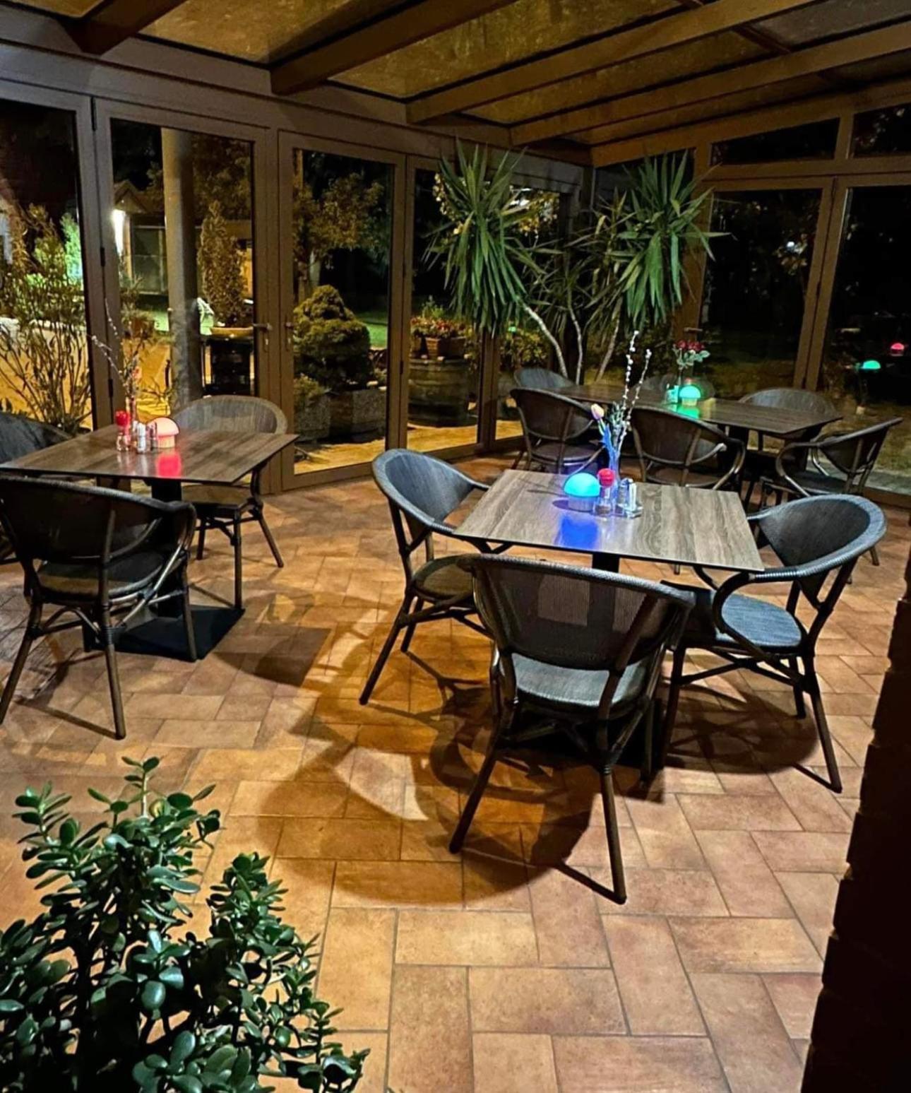 Kígyósi Csárda&Panzió Acomodação com café da manhã Fulopszallas Exterior foto